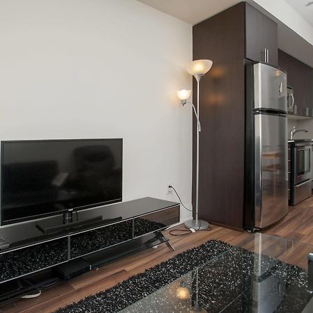 Life Suites Luxury Downtown Condos Toronto Kültér fotó