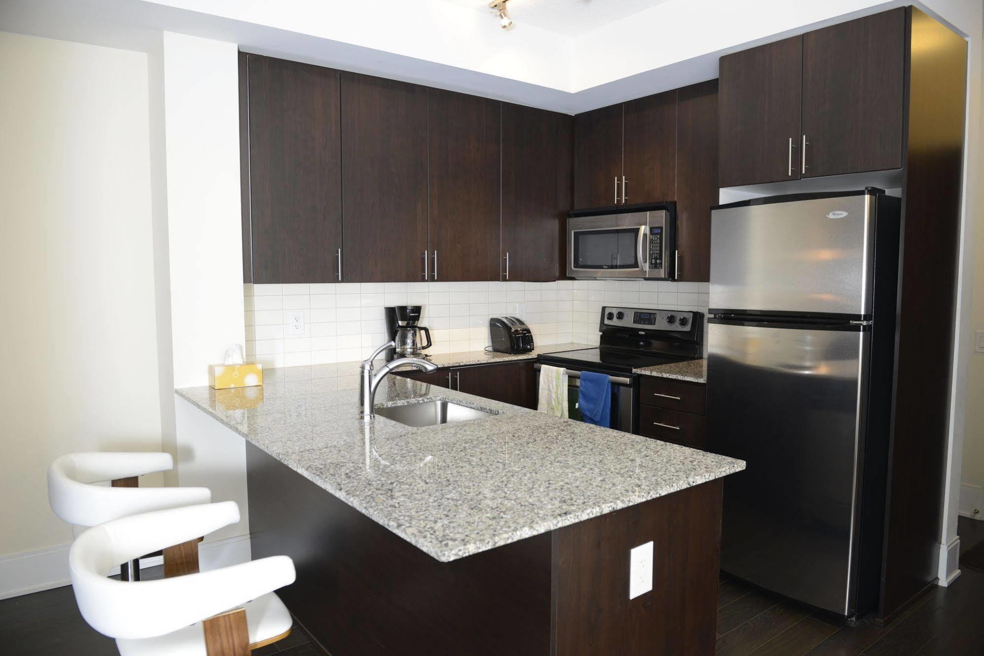 Life Suites Luxury Downtown Condos Toronto Kültér fotó