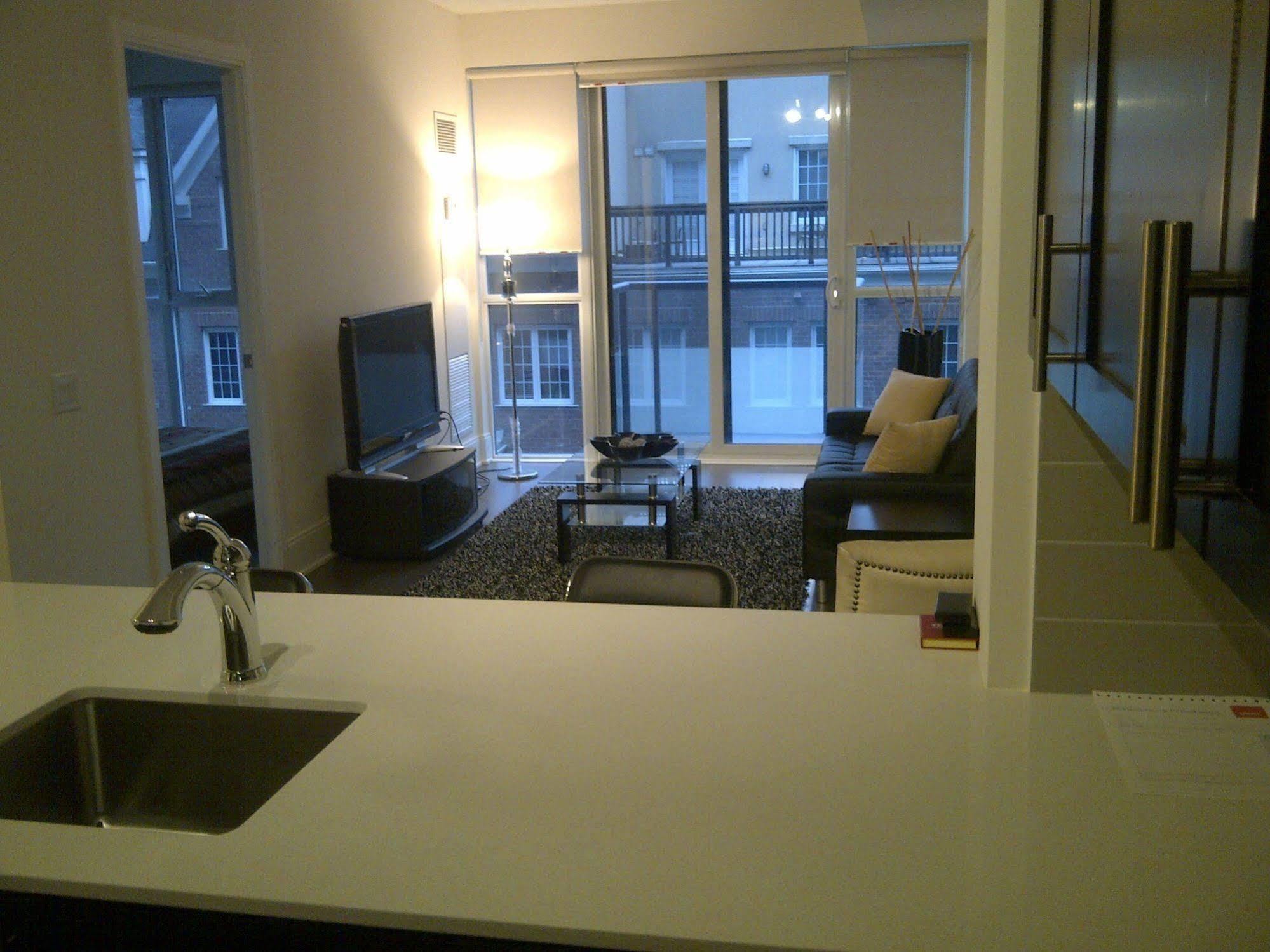 Life Suites Luxury Downtown Condos Toronto Kültér fotó