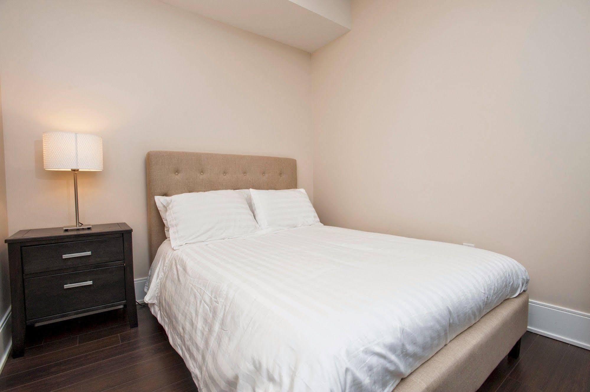 Life Suites Luxury Downtown Condos Toronto Kültér fotó