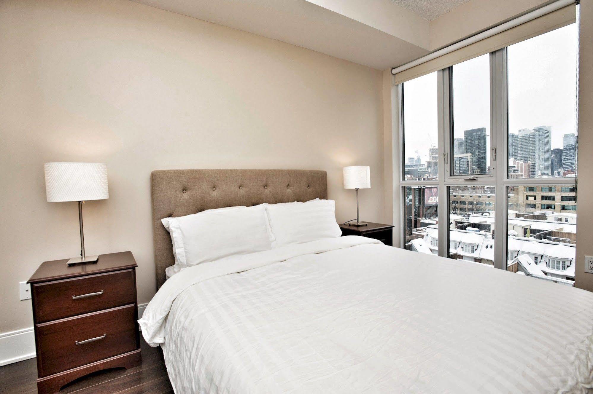 Life Suites Luxury Downtown Condos Toronto Kültér fotó