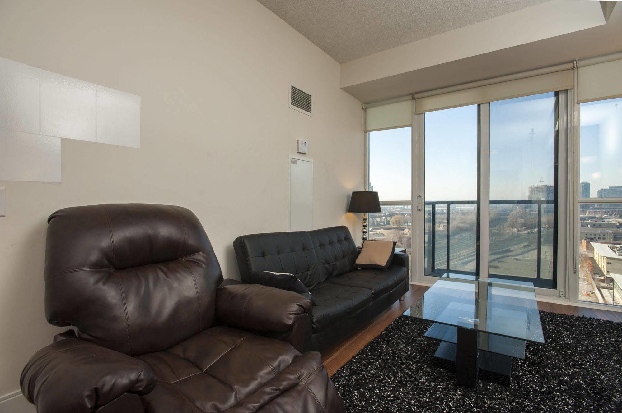 Life Suites Luxury Downtown Condos Toronto Kültér fotó