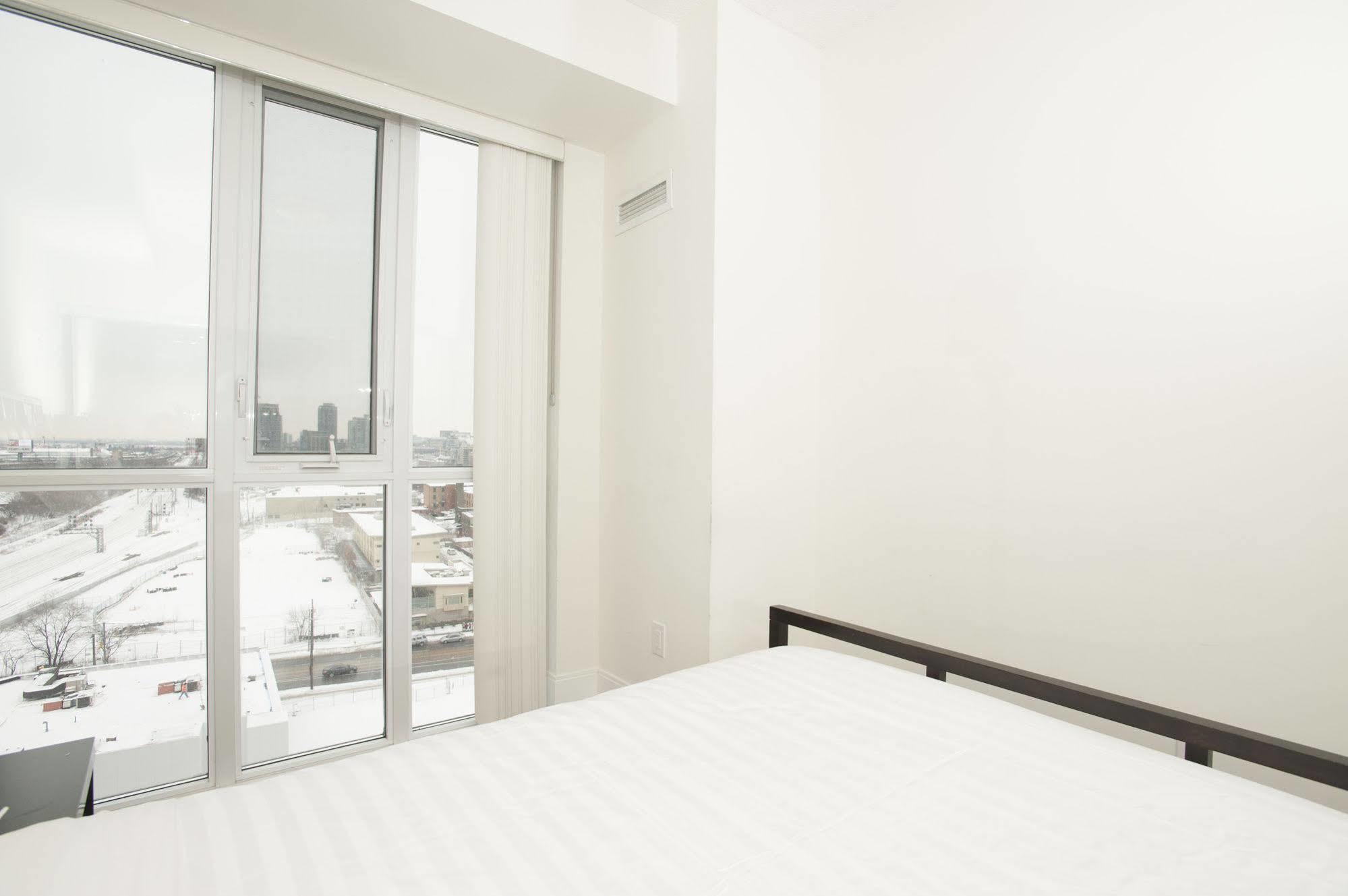 Life Suites Luxury Downtown Condos Toronto Kültér fotó